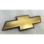 โลโก้ "CHEVROLET" ที่กระจังหน้า CAPTIVA โฉมแรก / Logo