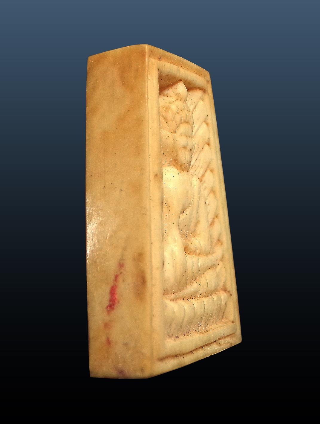 งาแกะ พระพุทธ หลวงพ่อกัน วัดเขาแก้ว จ.นครสวรรค์