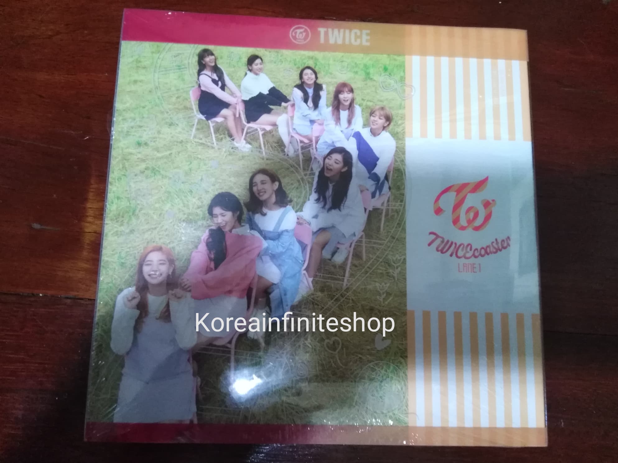 ( พร้อมส่ง ) TWICE 3rd mini album Coaster Lane 1 TT ( Apricot ver ) * ไม่มี Poster *