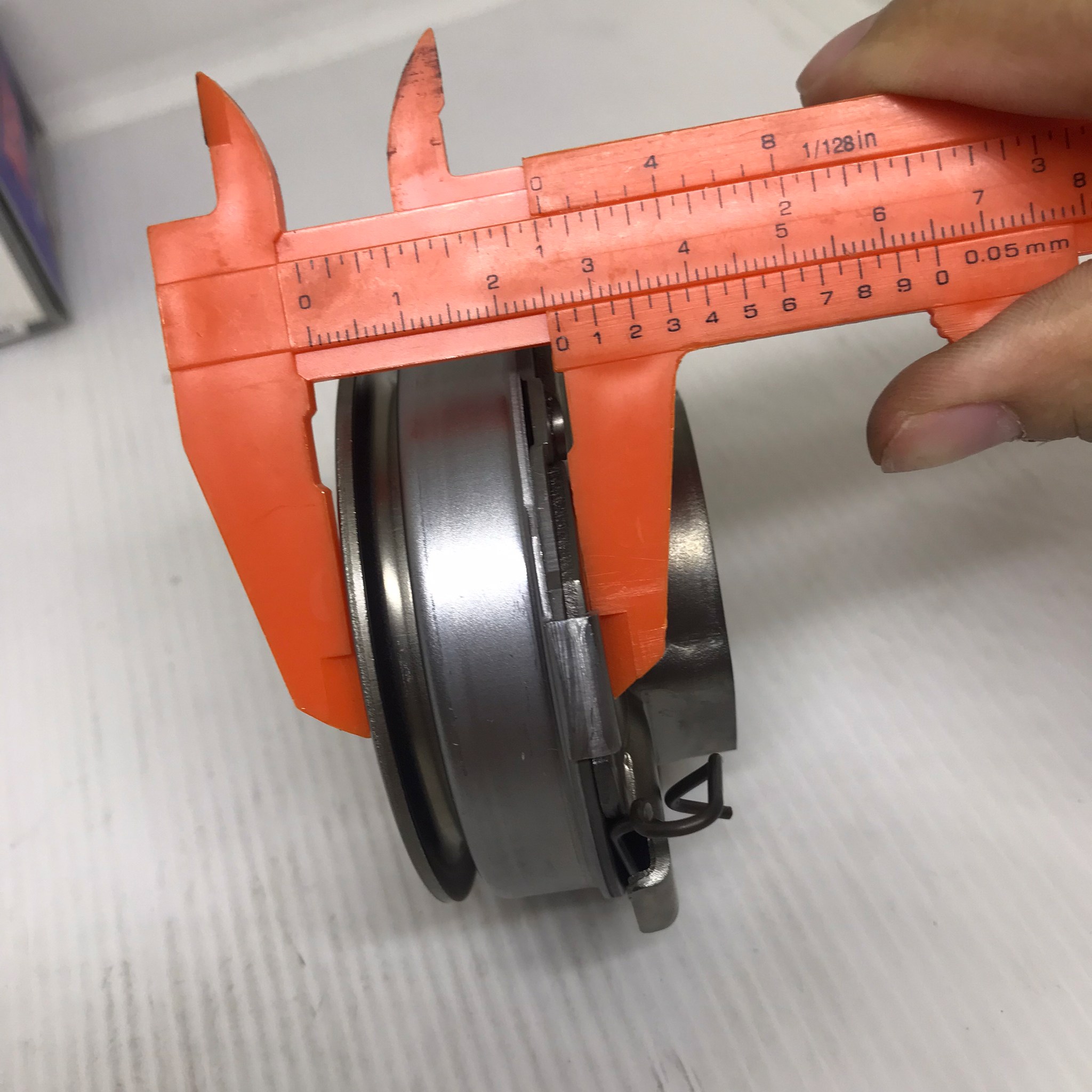 ลูกปืนคลัทช์ TOYOTA DYNA / BU21 โตโยต้า ไดน่า เบอร์ 68TKB3506A2R ยี่ห้อ NSK (MADE IN JAPAN) (Clutch Bearing)