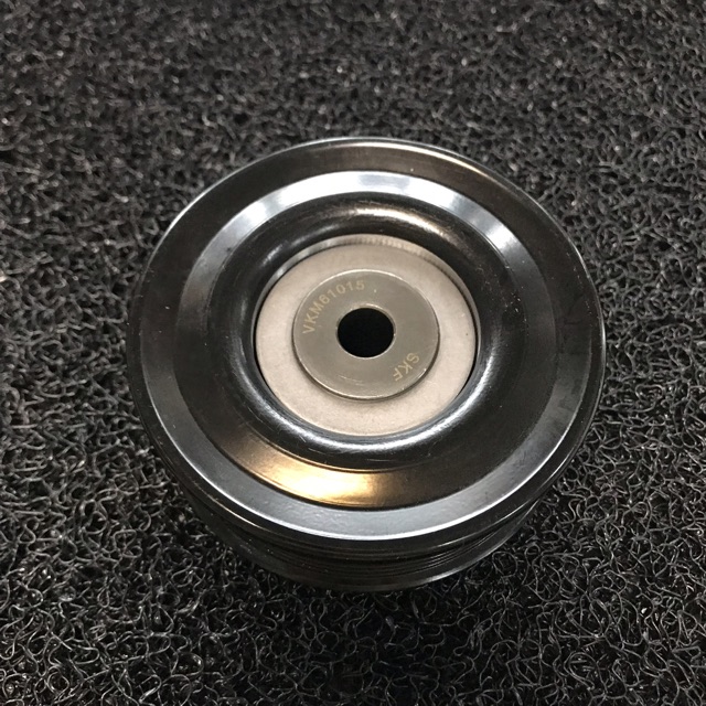 (ประกัน 1 เดือน)ลูกลอกสายพานไดชาร์ท TOYOTA ALTIS 2013 on โตโยต้า อัลติส VKM61015 SKF 6 ร่อง