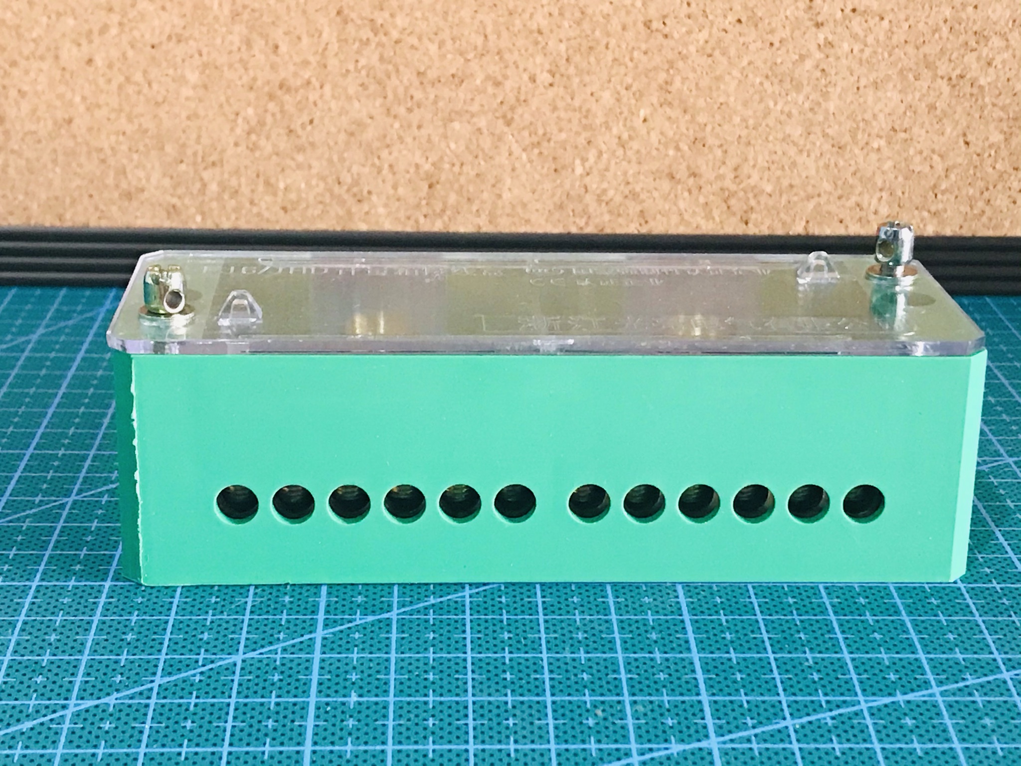 Wire Terminal เข้า 2 ออก 12 (2 ขั้ว , 1 ขั้ว ออก 6 )