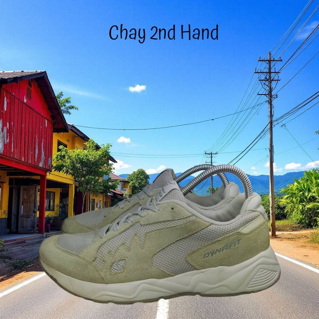รองเท้ามือสอง SIZE#42 ยาว26ซม. แบรนด์ดัง สภาพสวย ตรงปก SH42A61N501
