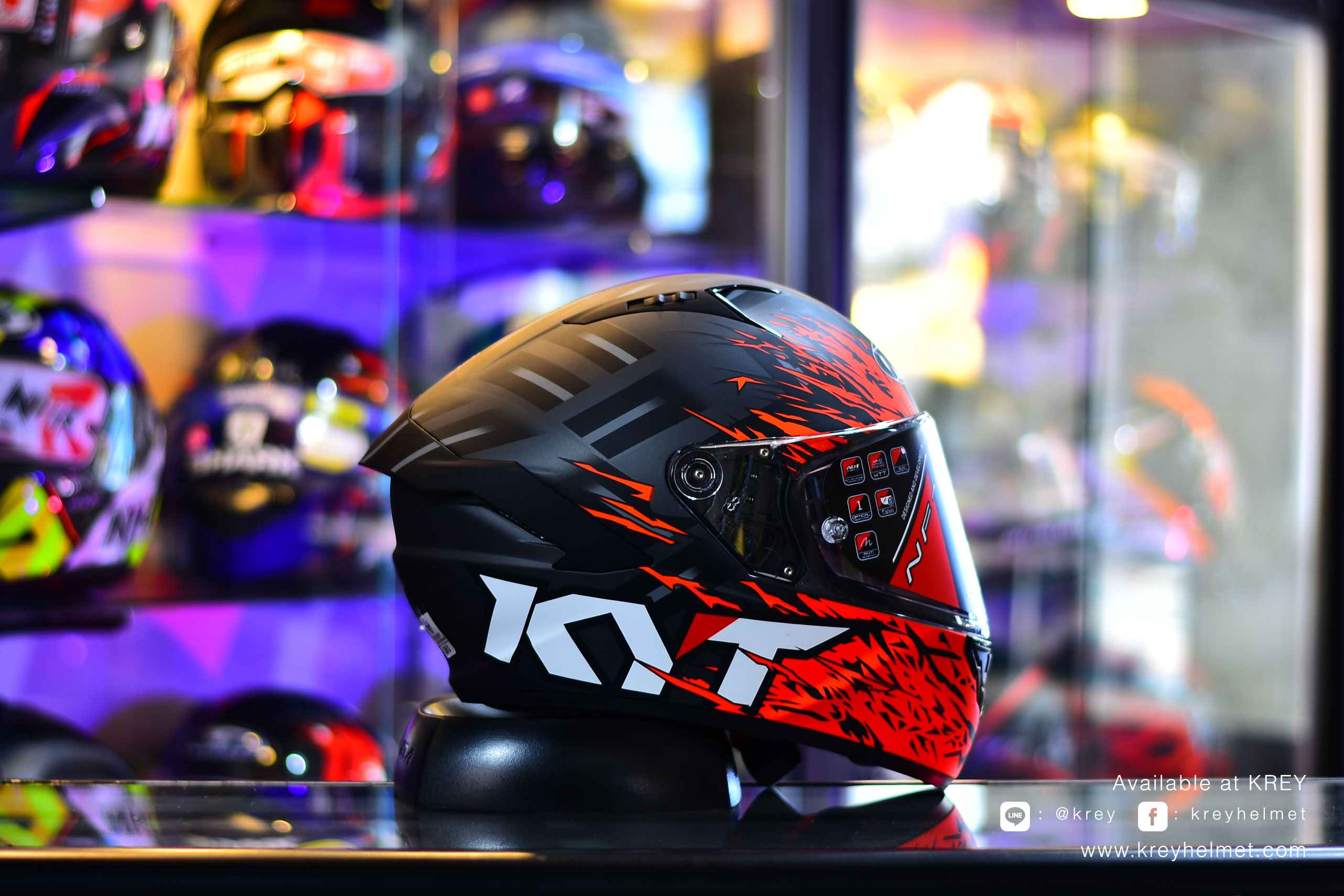 KYT model NFR Flaming Matt Grey/Red