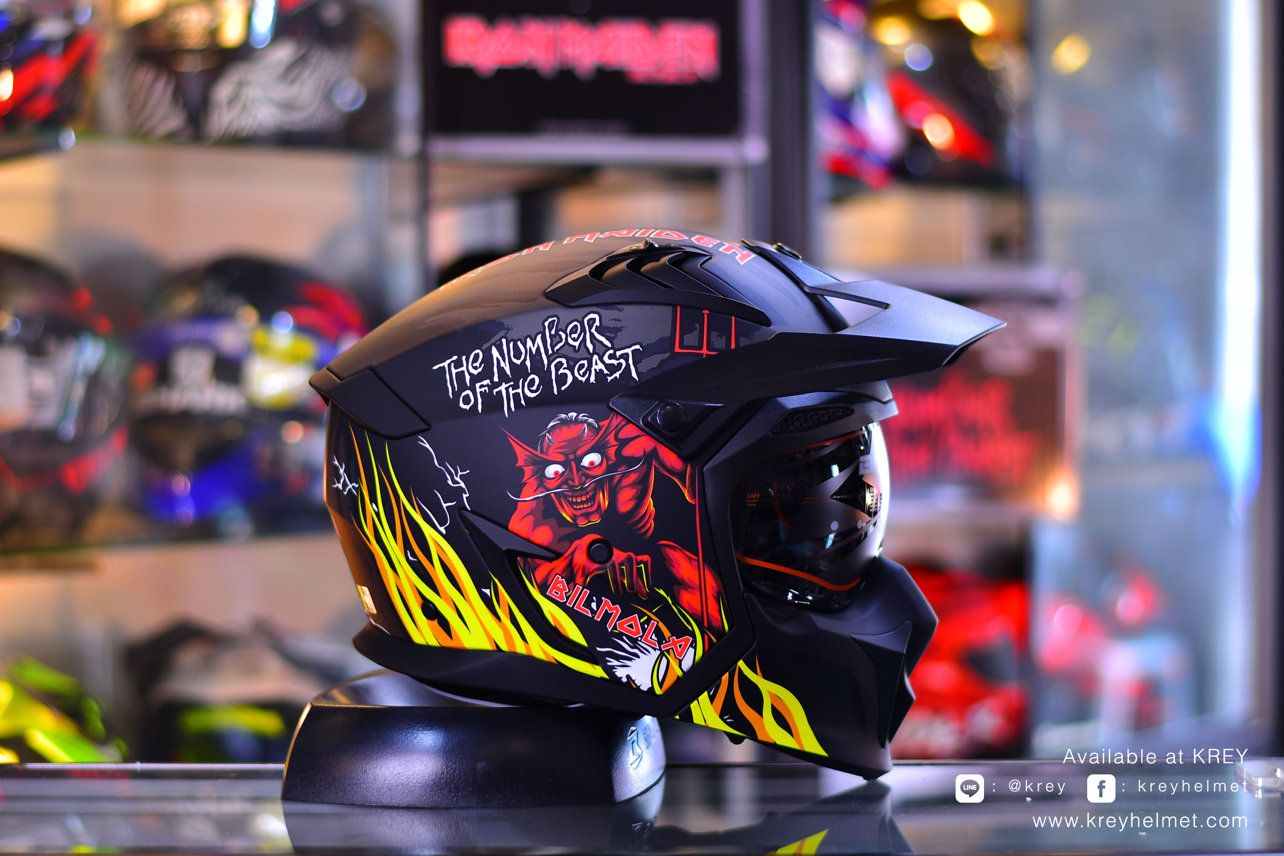 BIlmola model Spiker : THE NUMBER OF THE BEAST Black Matt