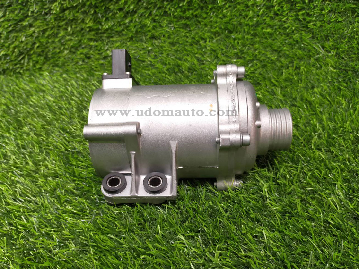 ปั๊มน้ำไฟฟ้า BMW F30 / 11517597715, 7597715