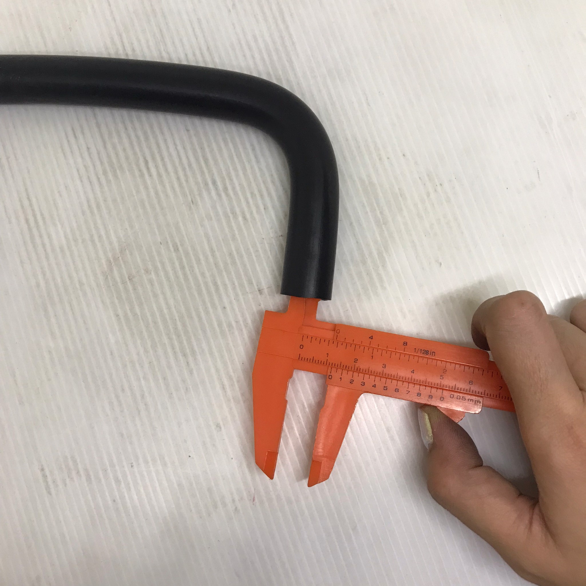 ท่อหายใจ TOYOTA MIGHTY-X โตโยต้า ไมตี้เอ็ก รูใน 12 mm. เบอร์ W14-2015 / 12261-54100 ยี่ห้อ DKR