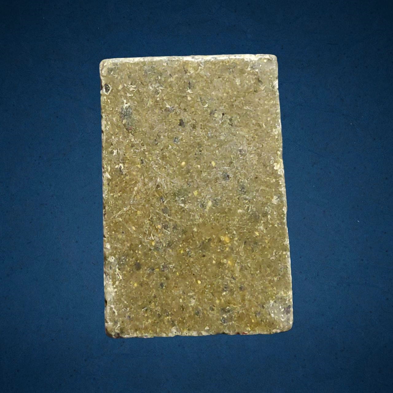 พระสมเด็จ พิมพ์เล็ก เนื้อผงน้ำมัน หลวงปู่บุดดา ถาวโร วัดกลางชูศรีเจริญสุข จ.สิงห์บุรี