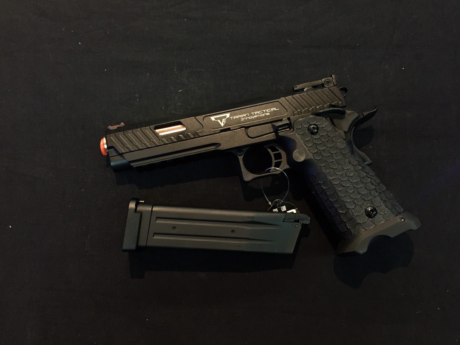 R601 TTI Licensed 2011 Combat Master (Black) [ARM R601 TTI BK]