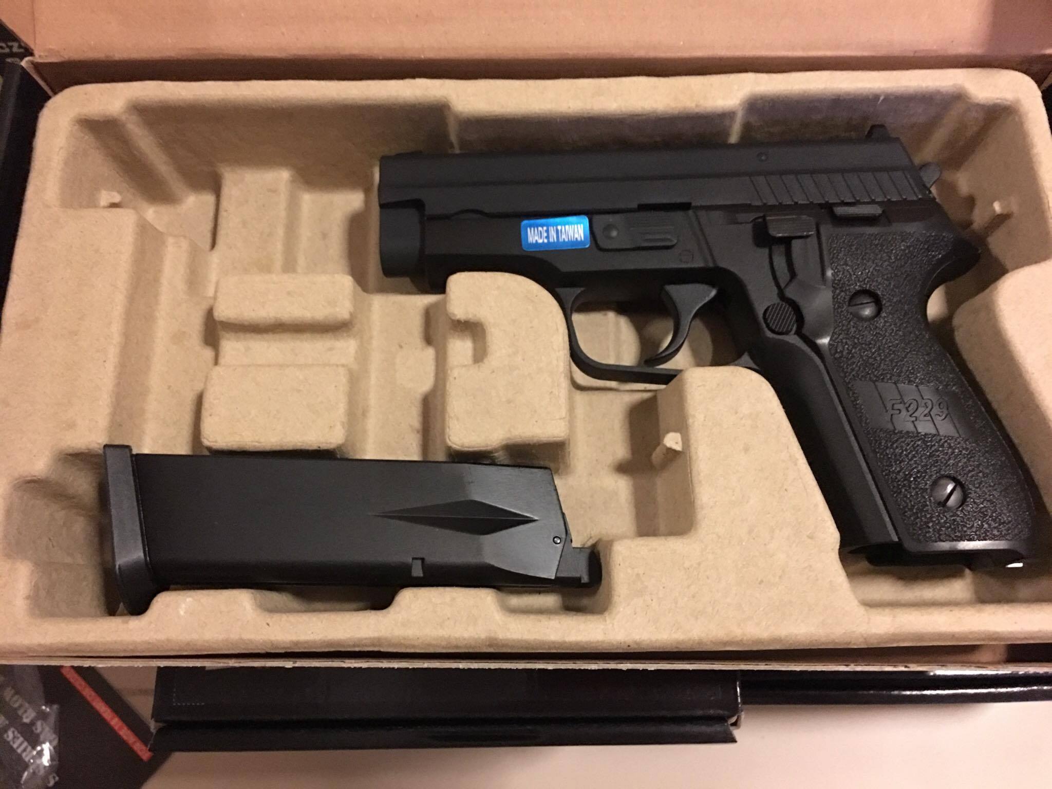 SIG P229