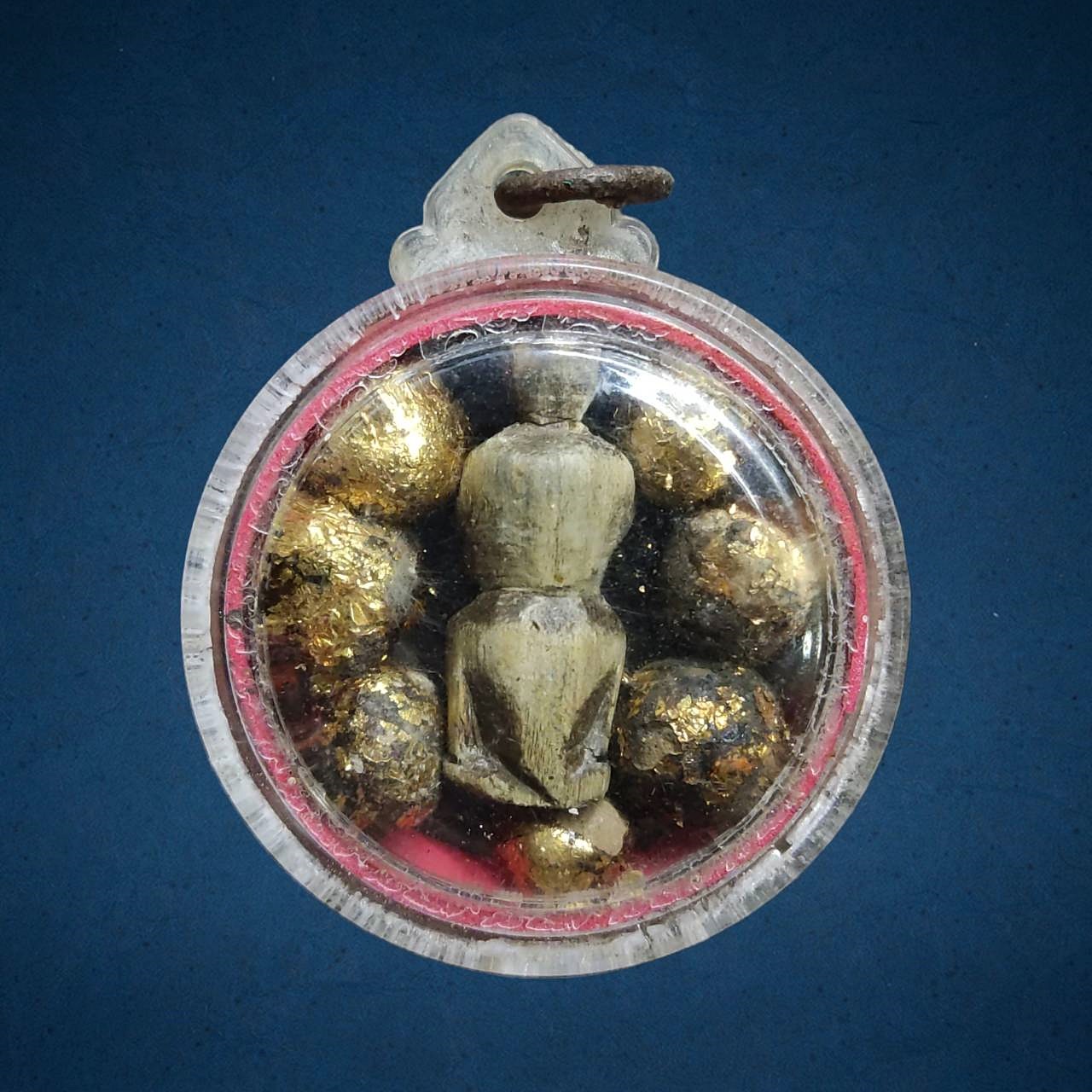 ลิง หลวงพ่อฟู วัดบางสมัคร ฉะเชิงเทรา แกะจากรากไม้พุทซ้อนตามตำราหลวงพ่อดิ่งวัดบางวัว พร้อมลูกอม 7เม็ด