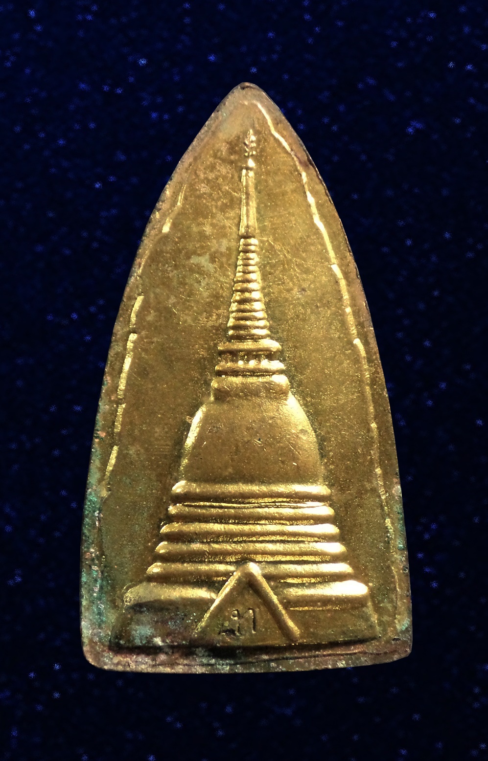 หล่อเตารีด หลวงพ่อทวด หลังพระบรมธาตุ