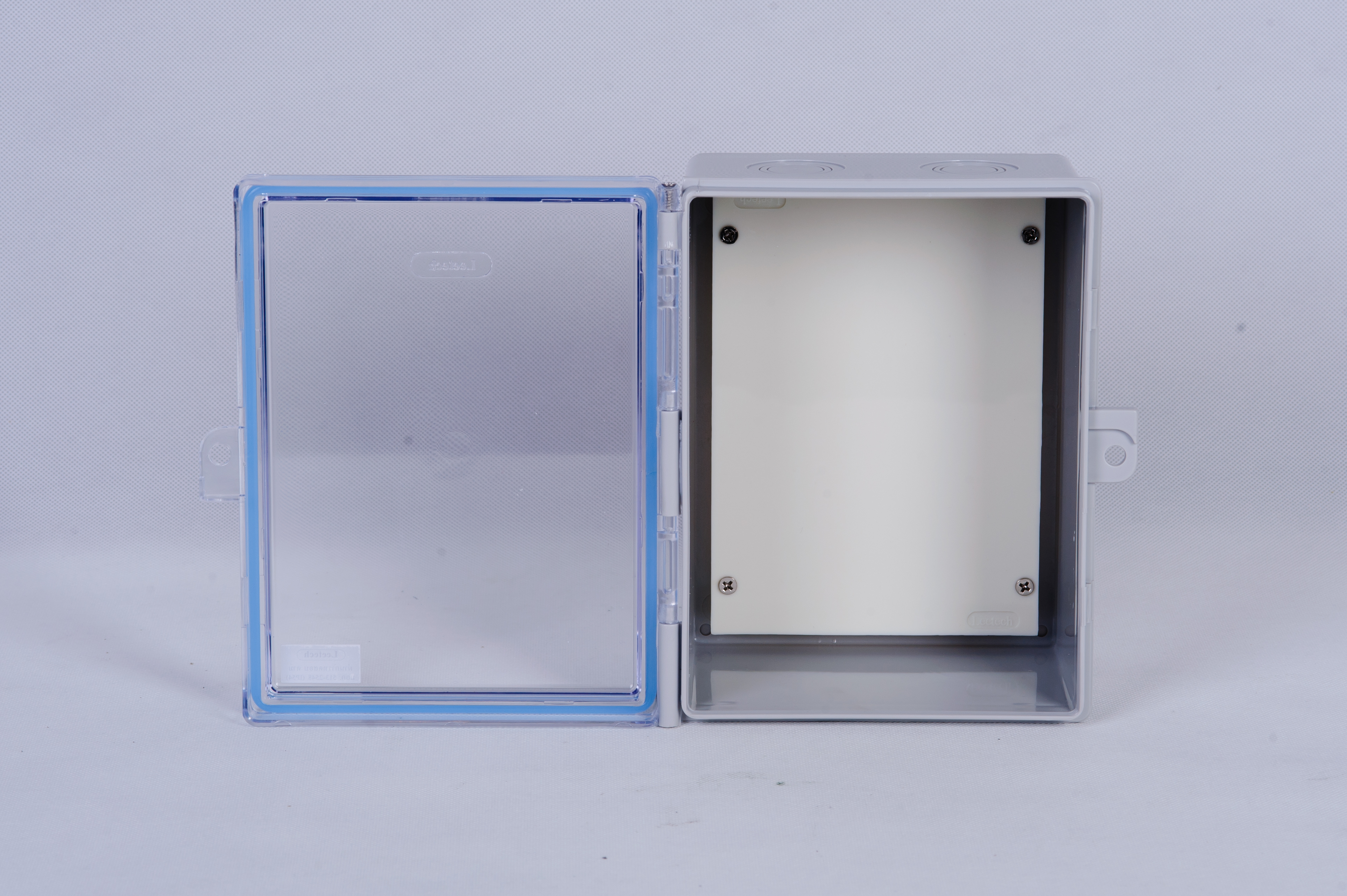 ตู้กันน้ำ ฝาใส 6x8 Leetech