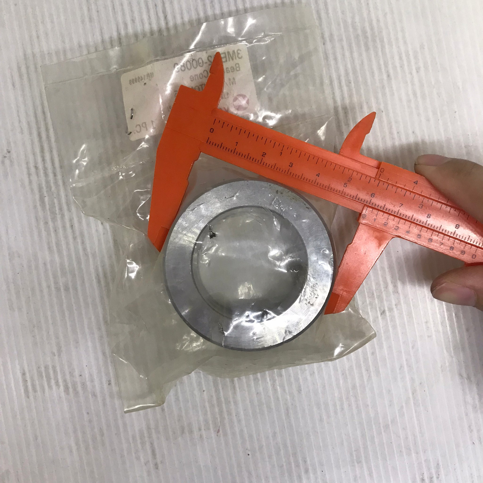 ปลอกอัดลูกปืนล้อ / ปลอกอัดเพลาท้าย MITSUBISHI TRITON 2WD / 4WD มิตซูบิชิ ไตรตั้น / ขนาด ใน / นอก / สุง มิล / MR145999 / 3MB02-00089 bearing cone