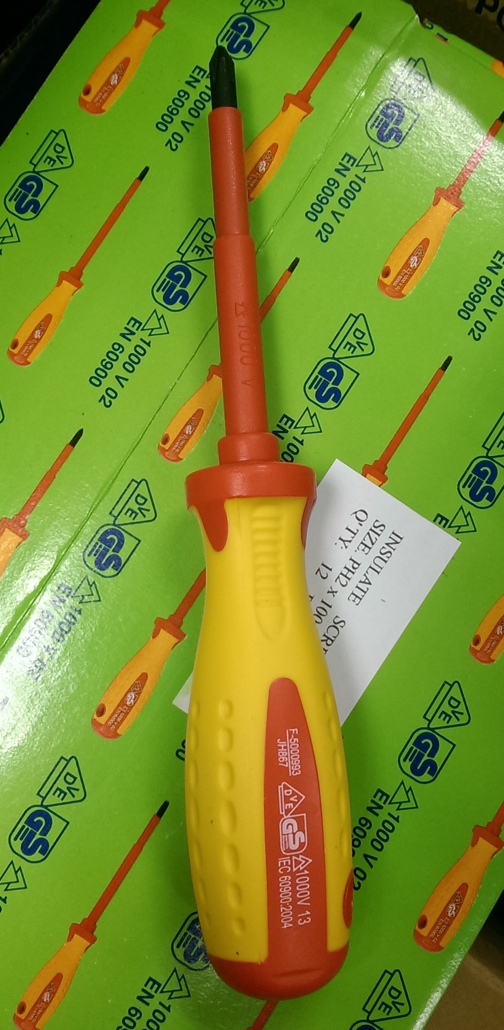 ไขควงสี่แฉก ด้ามยาง "OPT" ทนไฟ 1000V