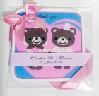 จานรองแก้วยาง หมีคู่ คละสี ผูกโบว์ ฟรีป้ายชื่อ