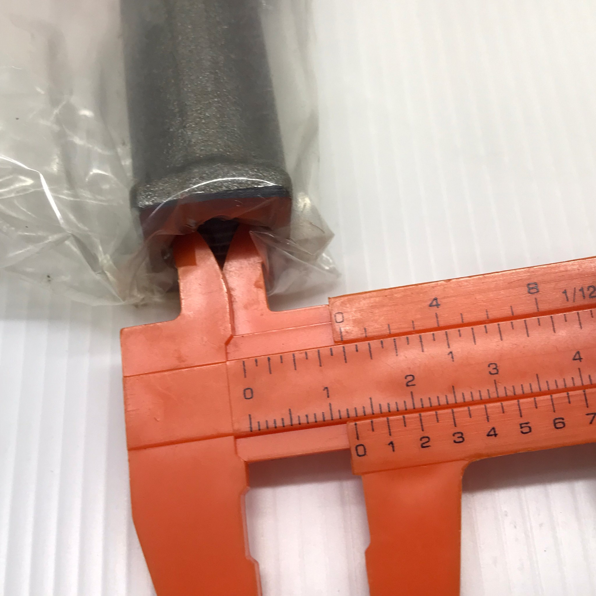 ลูกหมากคันชักยาว NISSAN FRONTIER D22 ปี 1998-2006 (เกลียวใน)*** นิสสัน ฟรอนเทียร์ / เบอร์ SE-N192 / ยี่ห้อ 555 / Three Five (TIE ROD END) 1 คู่ (JAPAN)