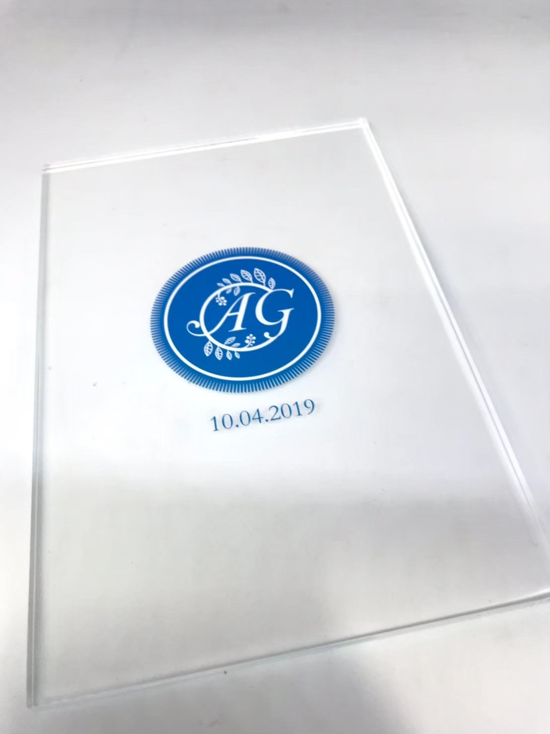 AC004
