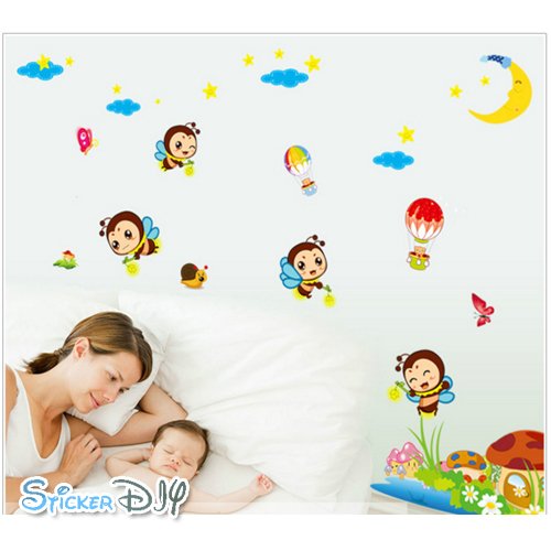 Transparent wall sticker สติ๊กเกอร์ติดผนัง ผึ้งน้อยหรรษา (กว้าง115cm.xสูง105cm.)