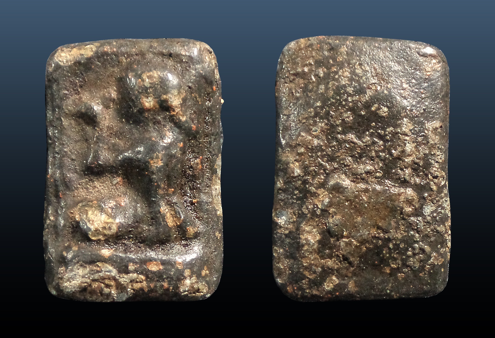 นางกวัก เนื้อตะกั่ว