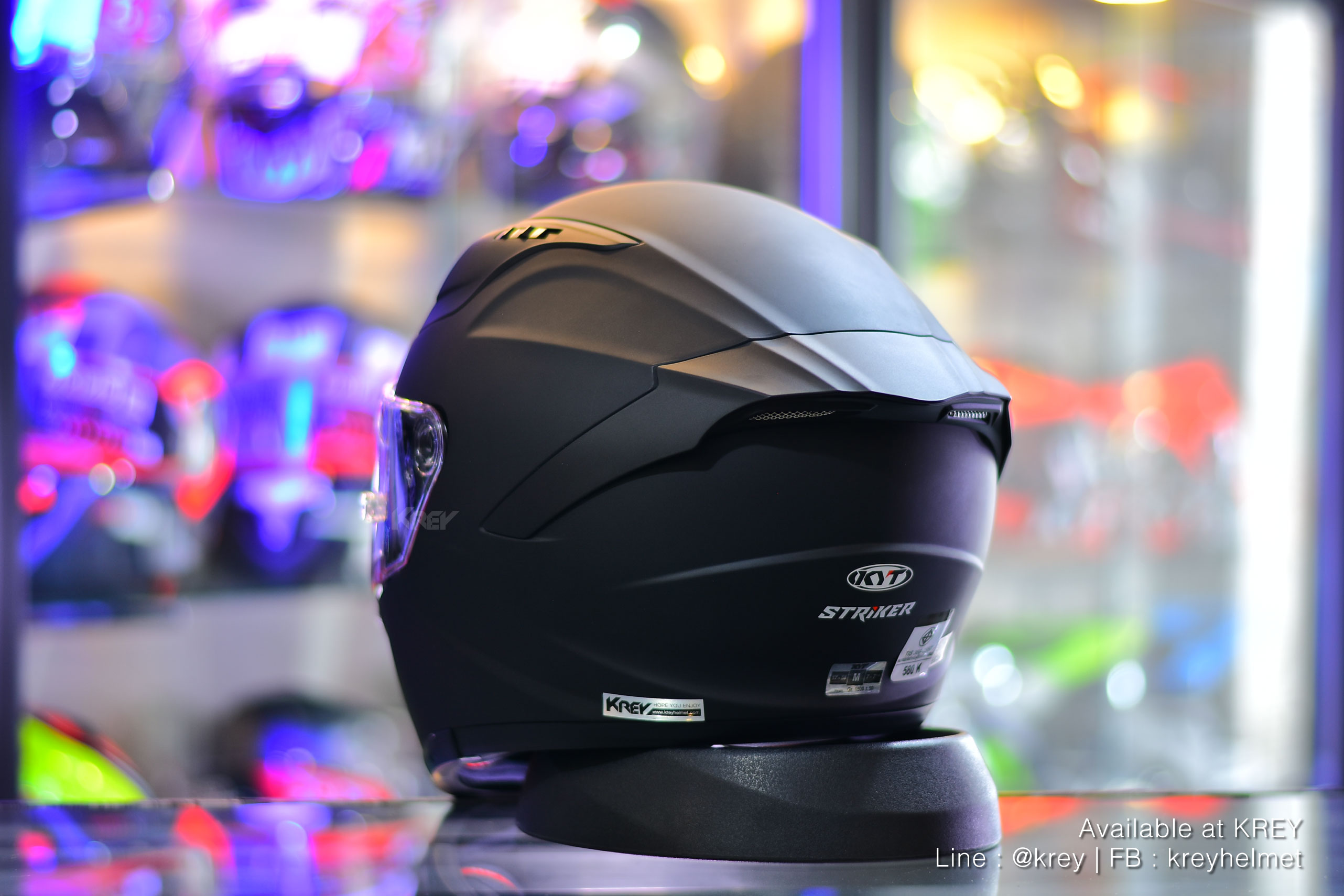 KYT model STRIKER PLAIN MATT BLACK