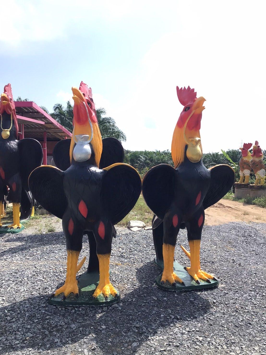 ไก่ปูนปั้นแก้บน-ถวายขอพรตาไข่วัดเจดีย์ ขนาด2 เมตร