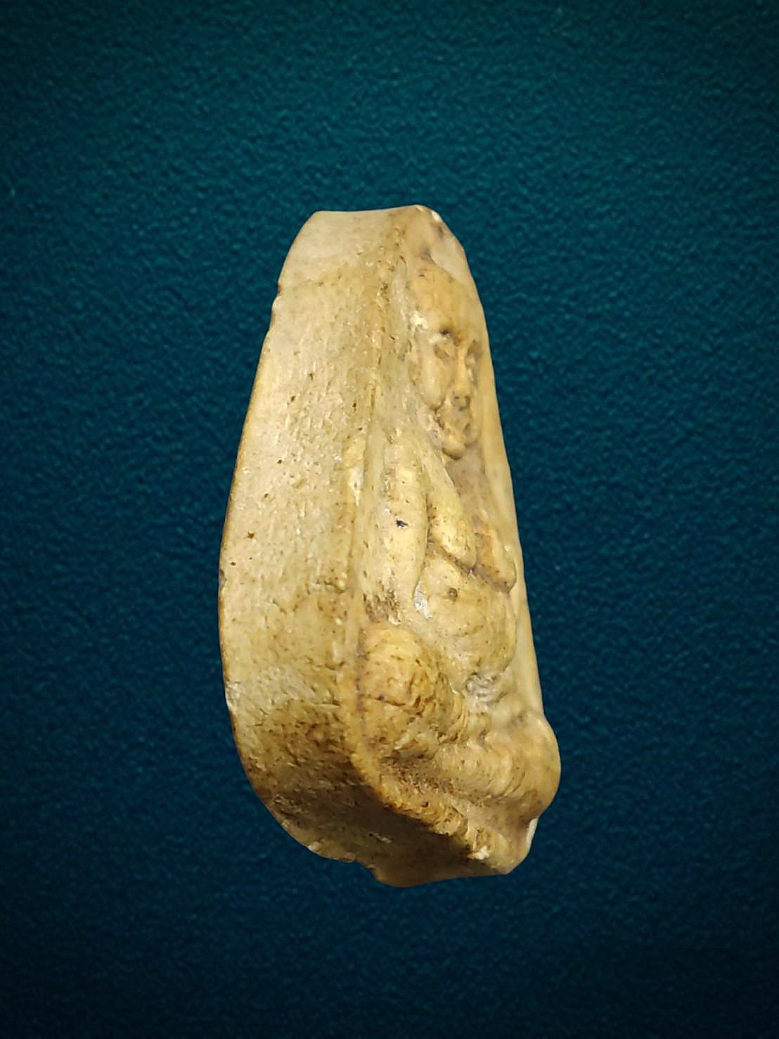 พระพิมพ์พระสังกัจจายน์ หลังยันต์นะ เก่าไม่ทราบเกจิ