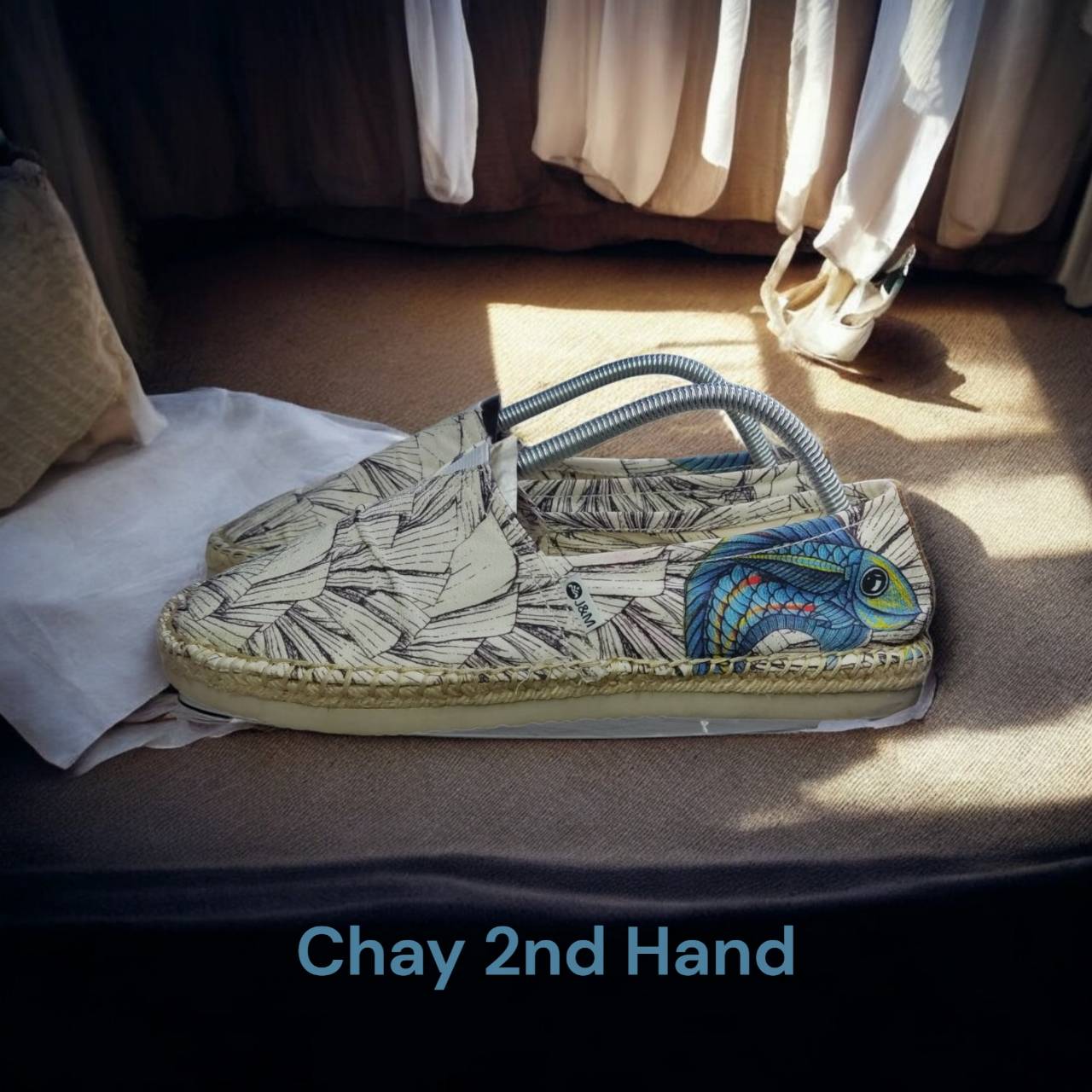 รองเท้ามือสอง SIZE#42 ยาว26ซม. แบรนด์ดัง สภาพสวย ตรงปก SH42A54N425