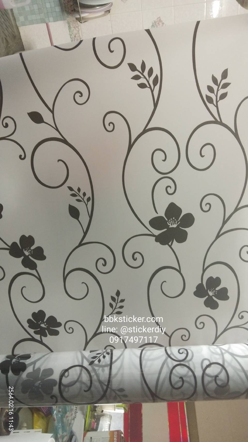 สติ๊กเกอร์ฝ้าติดกระจก แบบมีกาวในตัว สไตล์วินเทจ สีดำ (หน้ากว้าง 90cm) เมตรละ 89 บาท