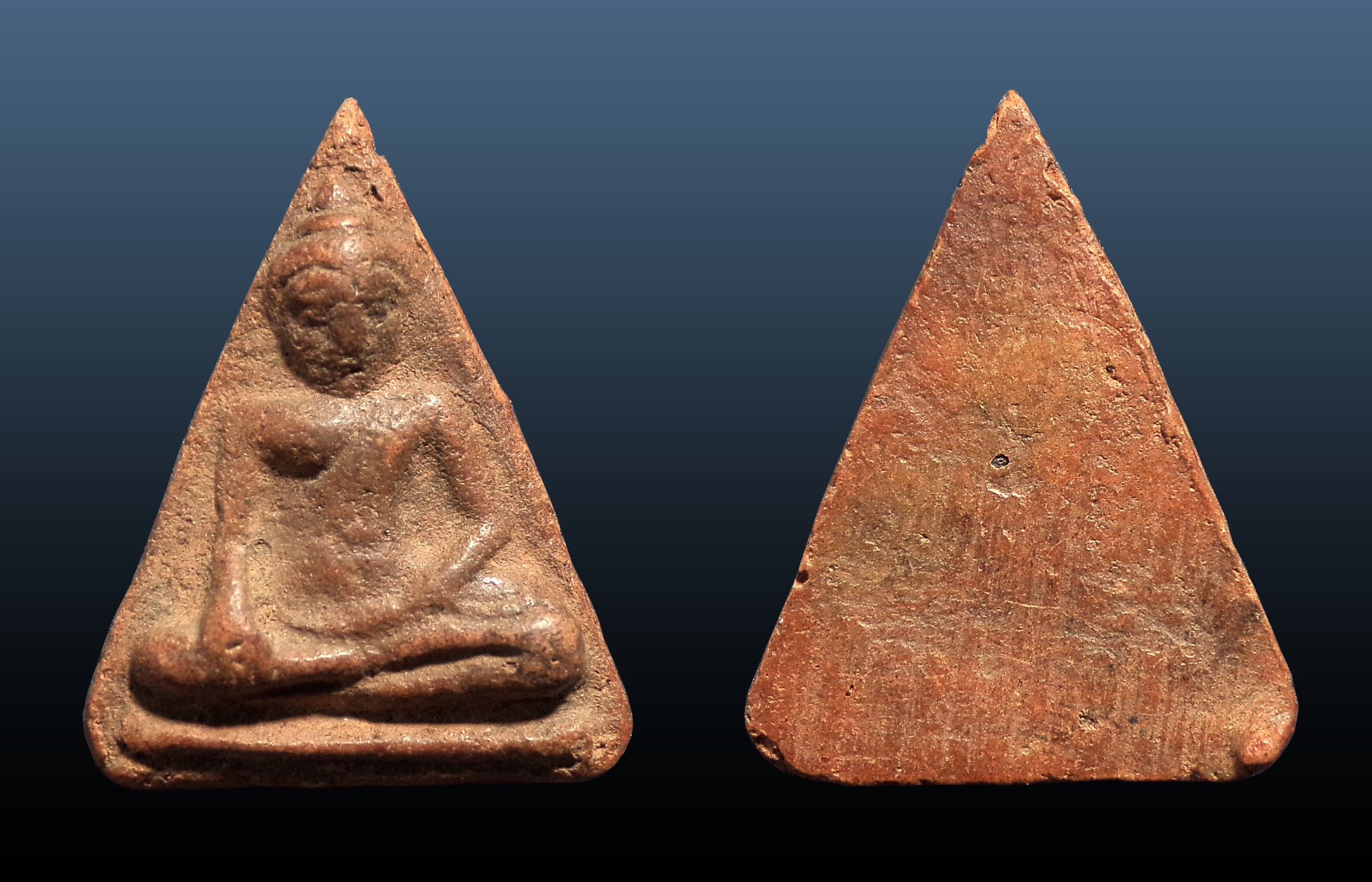 พระนางกำแพง พิมพ์ตื้น กรุวัดพิกุล จ.กำแพงเพชร