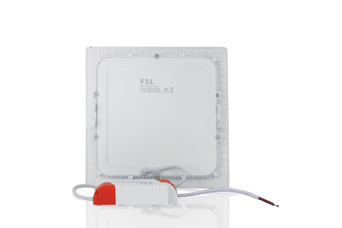 ดาวน์ไลท์ LED สี่เหลี่ยม 6" 12W Warm แสงเหลือง