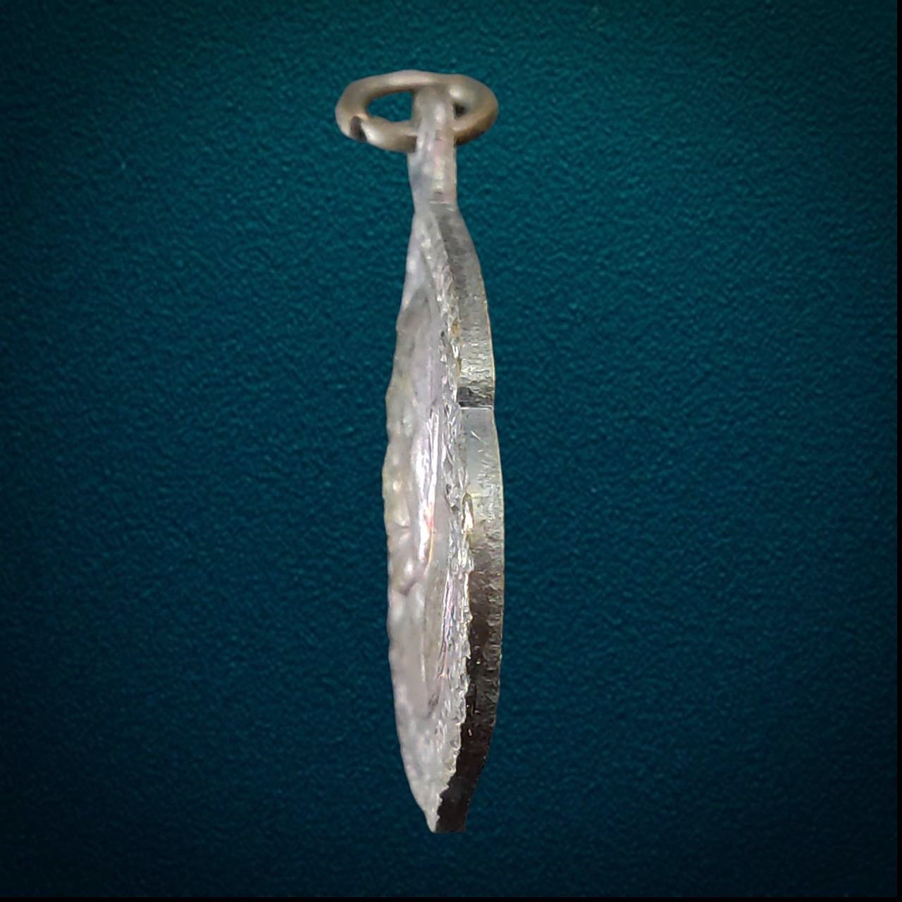 เหรียญครูบากองคำ วัดดอนเปา สันป่าตอง เชียงใหม่ รุ่น1