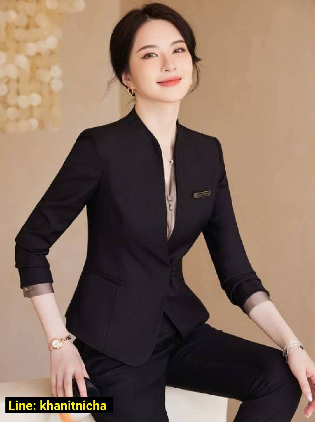 ชุดสูทผู้หญิง ชุดพนักงานร้านขายเครื่องประดับ ชุดพนักงานบริการลูกค้าด้านการขายอสังหาริมทรัพย์ ชุดพนักงานแผนกต้อนรับโรงแรม สีเขียวเข้ม