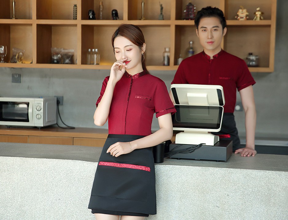 ชุดพนักงานเสริฟ ชุดพนักงานร้านอาหาร ร้านกาแฟ รีสอร์ท สีดำ สีแดง