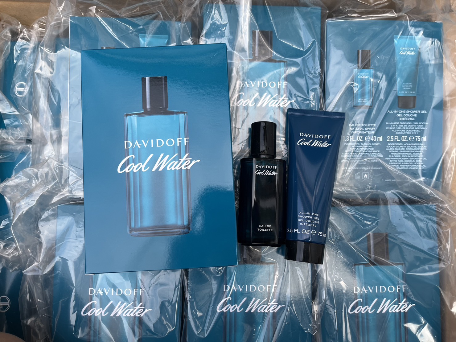 Davidoff Cool Water Eau de Toilette น้ำหอม 40ml. + เจลอาบน้ำ 75ml. Shower Gel Travel Set