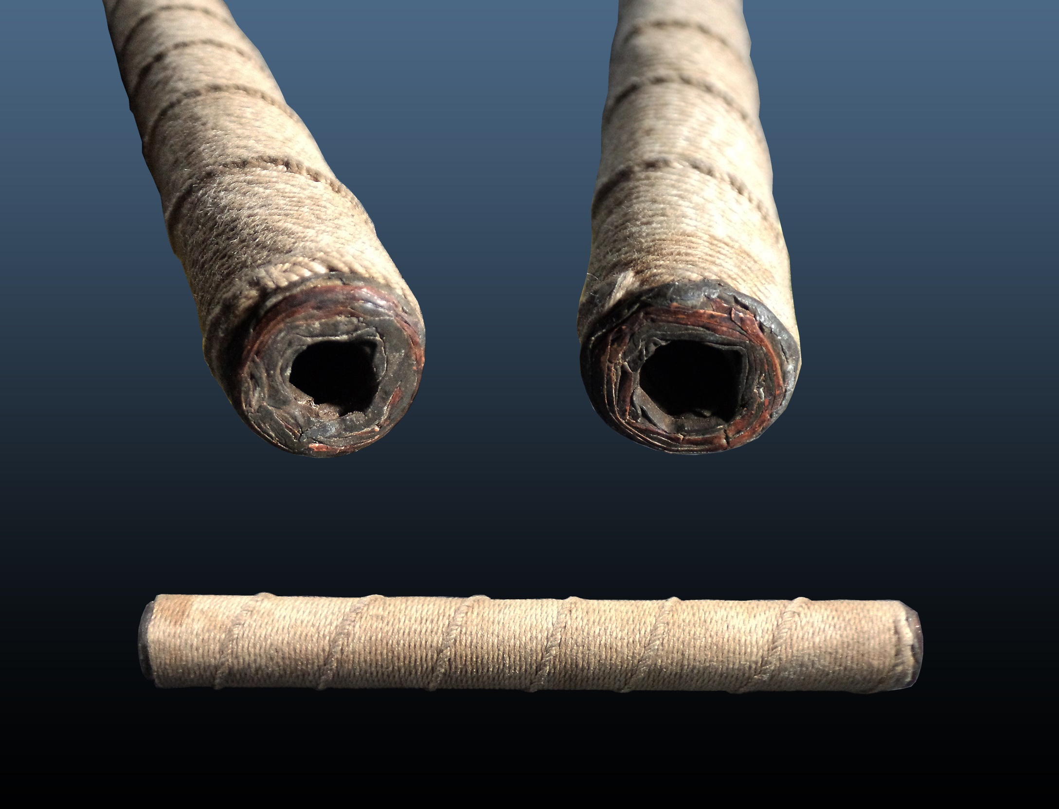 ตะกรุดโทนมหารูดมงคลชาตรี สองกษัตริย์ หลวงพ่อจง วัดหน้าต่างนอก อยุธยา เนื้อทองแดงกับตะกั่ว (ขนาด 4นิ้ว 6หุน)