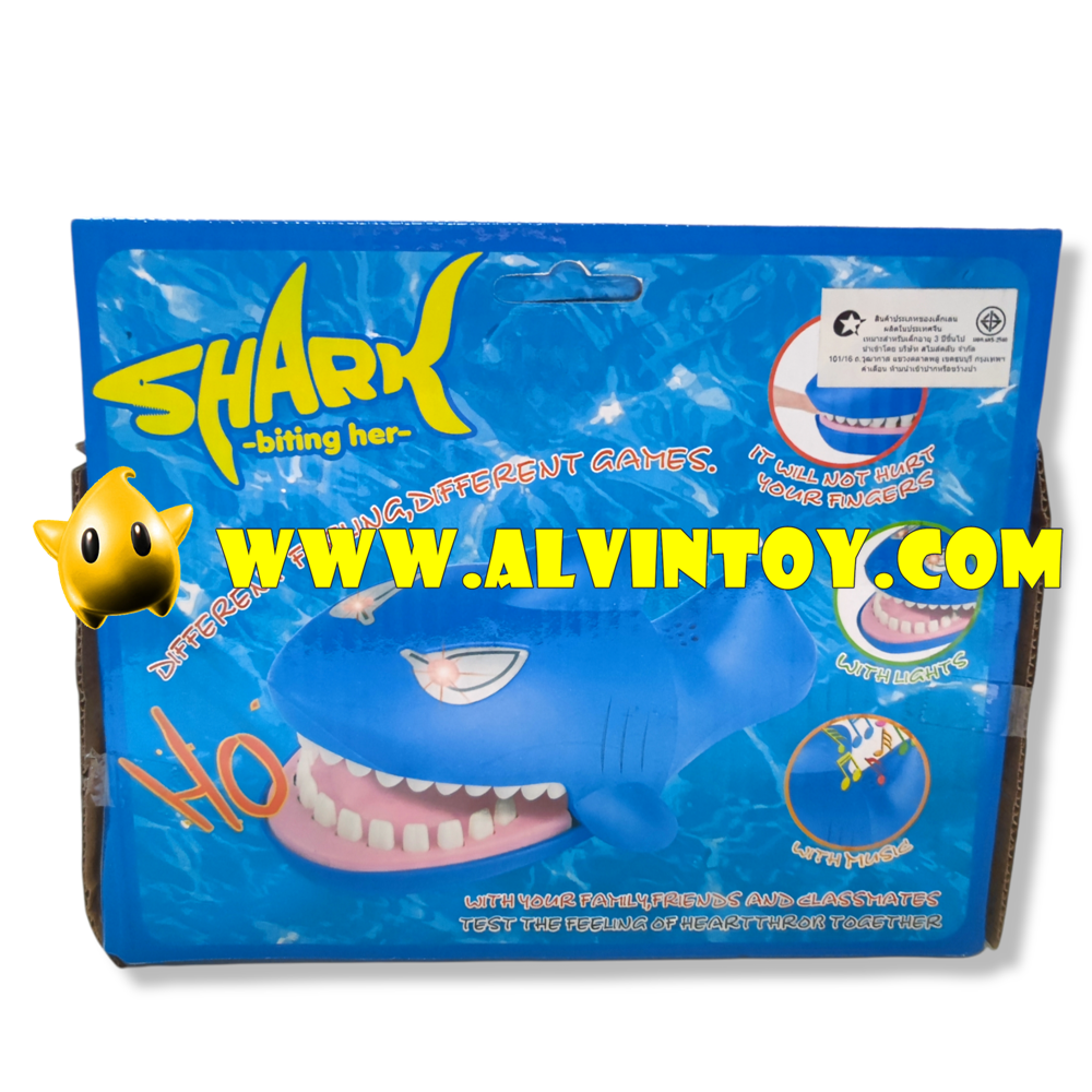 Shark Biting her - ของเล่นปลาฉลามงับนิ้ว