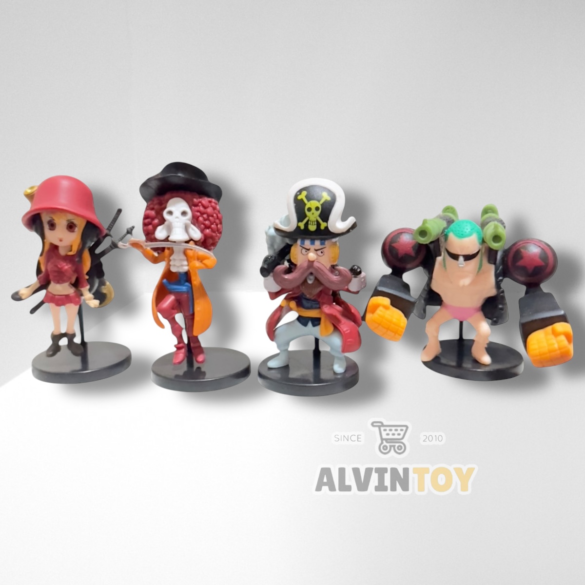 Figures One Piece - วันพีช จักรพรรดิ ขนาดความสูง 4-6 cm. ผลิตจาก PVC คุณภาพดี ลงสีสวยงาม 1 ชุด มี 9 ตัว