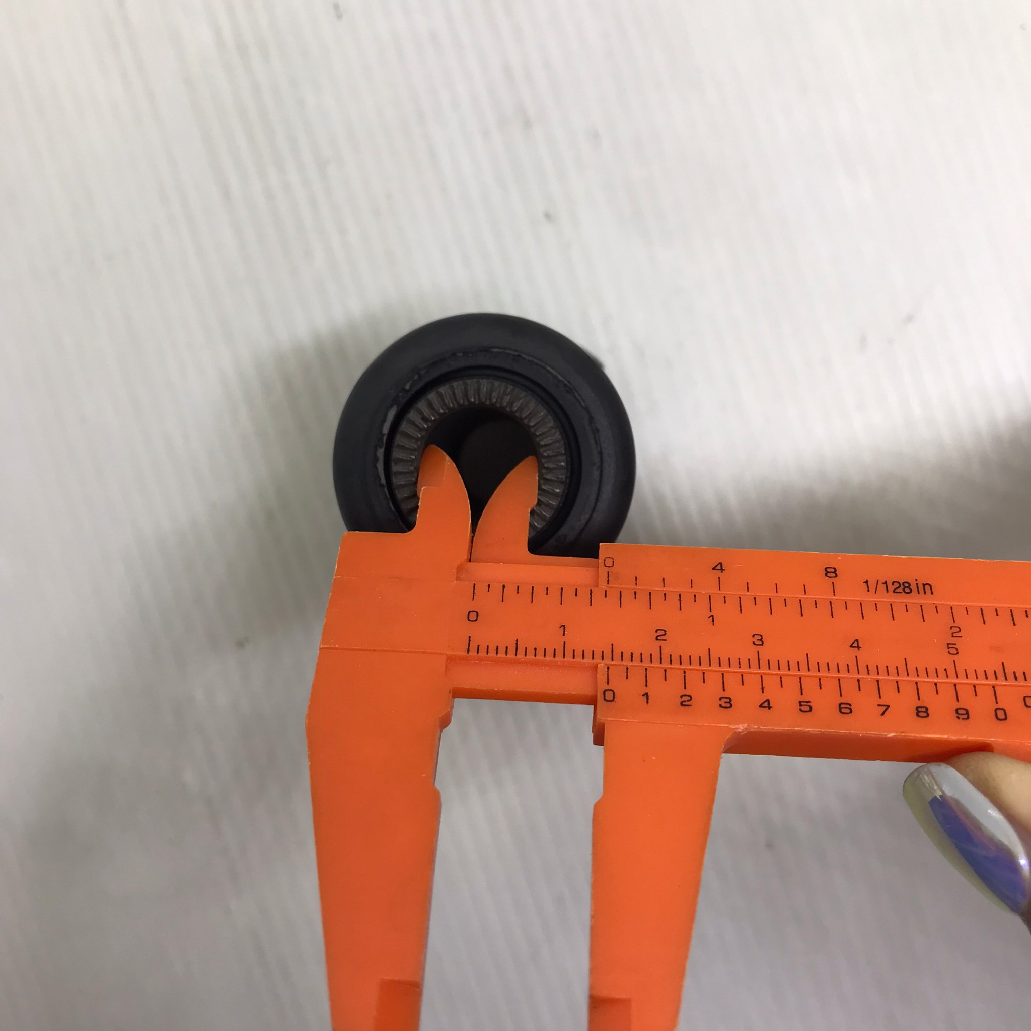 (1ตัว) บู๊ชปีกนก TOYOTA ตัวล่าง ตัวเล็ก ALTIS / ZZE121 / ZZE122 / ZZE142 ตัว ล่าง โตโยต้า อัลติส / LOWER / SMALL ARM BUSHING ยี่ห้อ RBI เบอร์ 48654-012120 / T24ZE121S