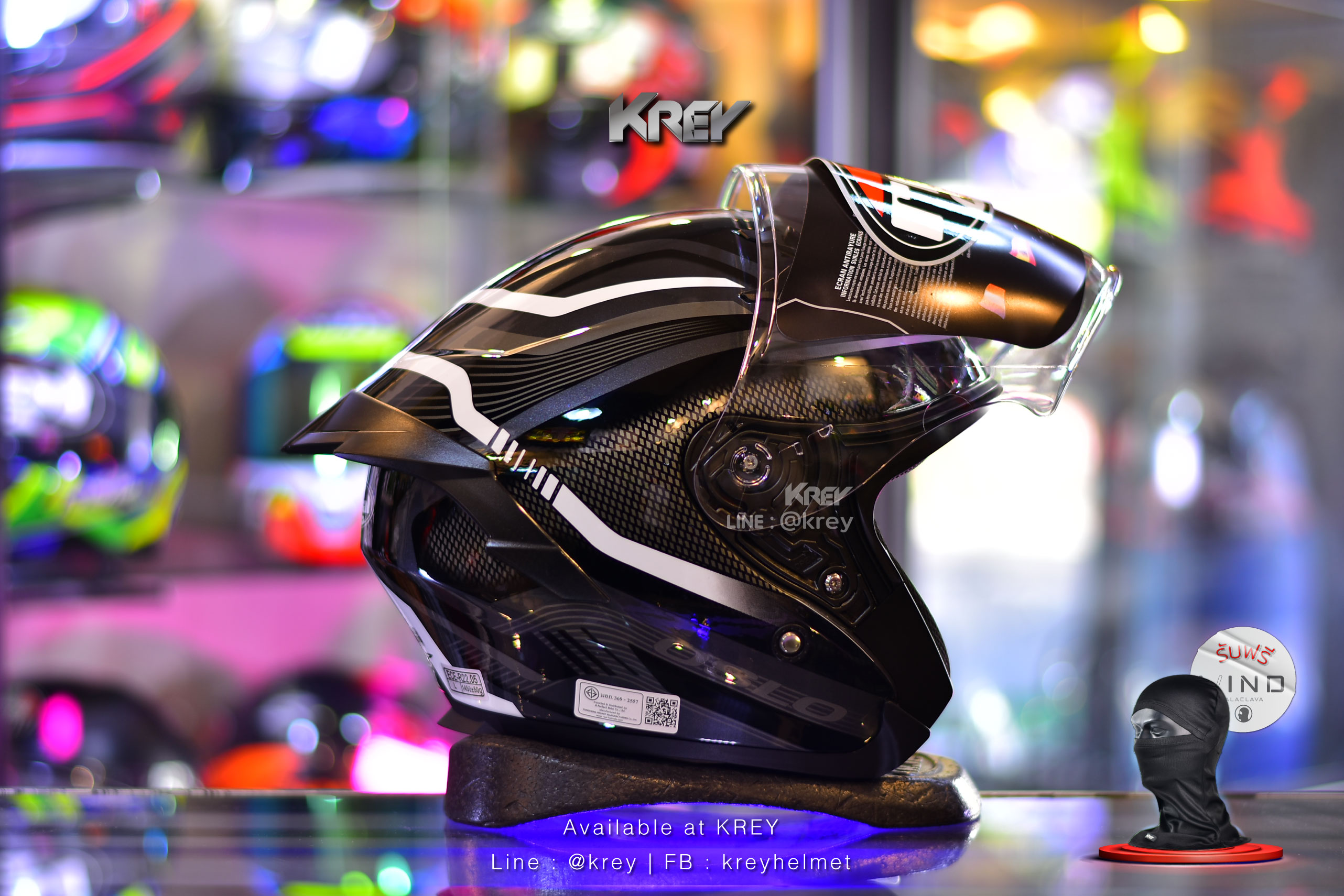 Real model OSLO Magma Black White