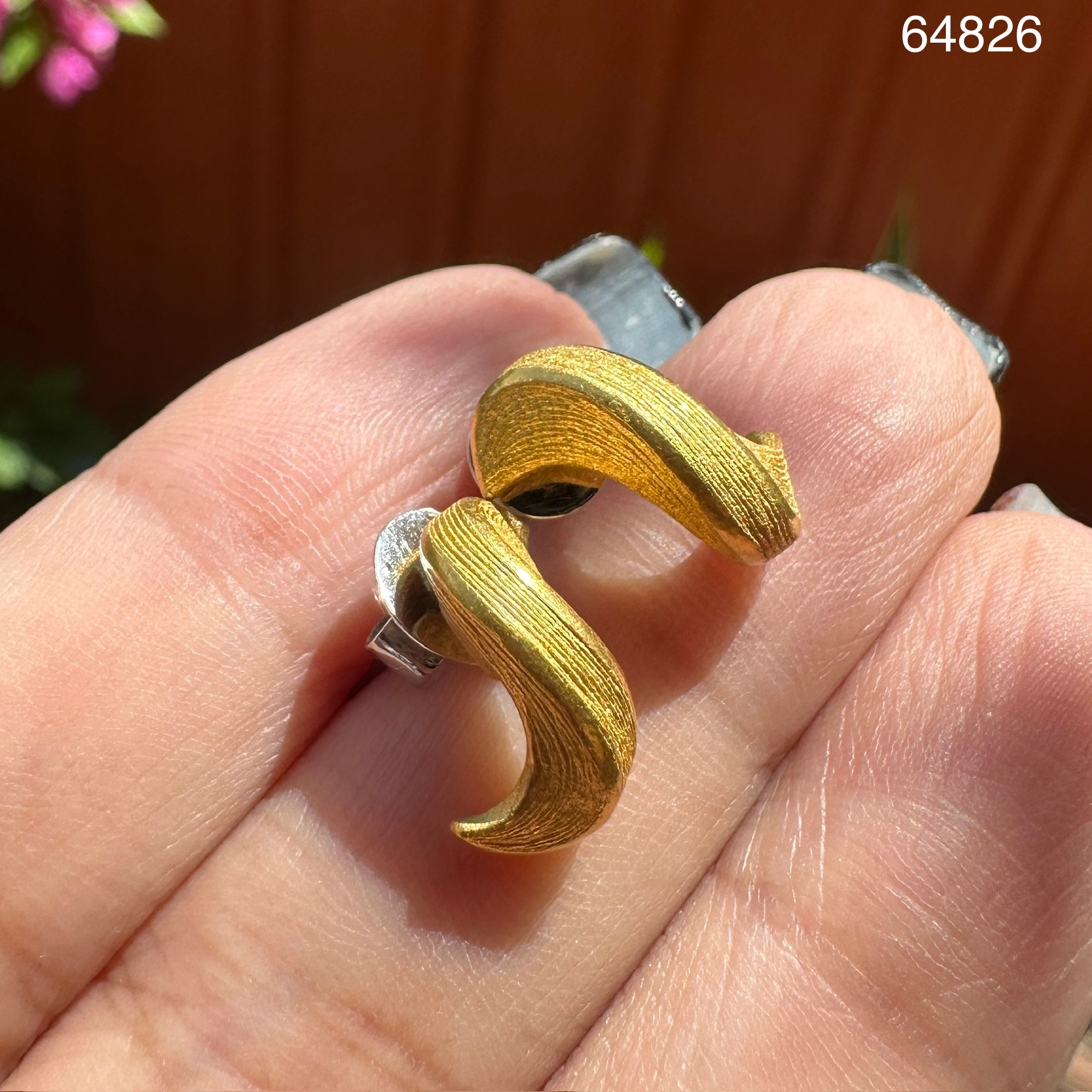 รหัส 64826 ต่างหู Gold Master ทอง24K ลายคลื่น แป้นทอง18K นน. 4.57 g