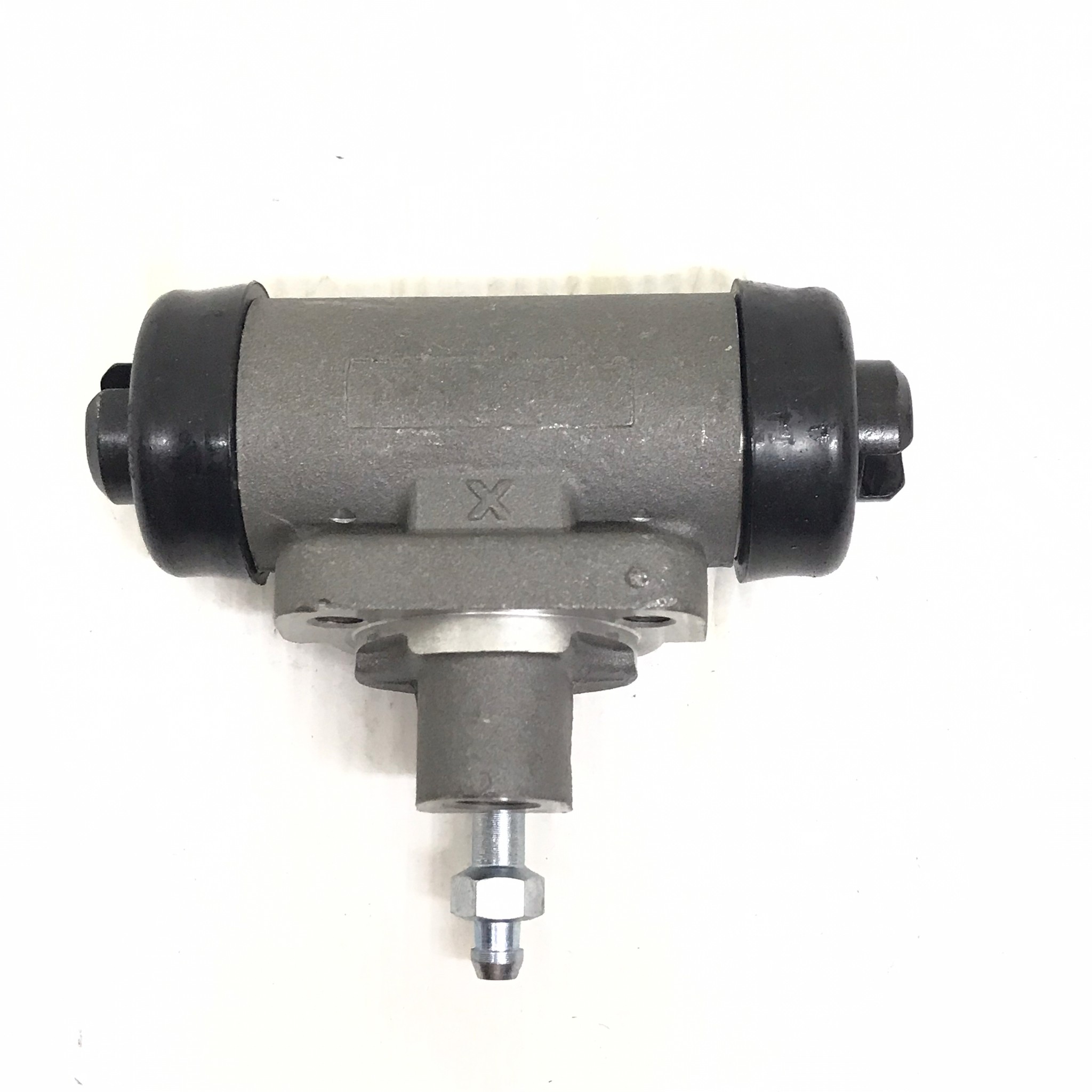 กระบอกเบรคหลัง NISSAN BIG.M / BDI / นิสสัน บีดีไอ / ซ้าย/ขวา (15/16) / 44100-08G12 / ยี่ห้อ BOSCH / (Brake Wheel Cylinder)