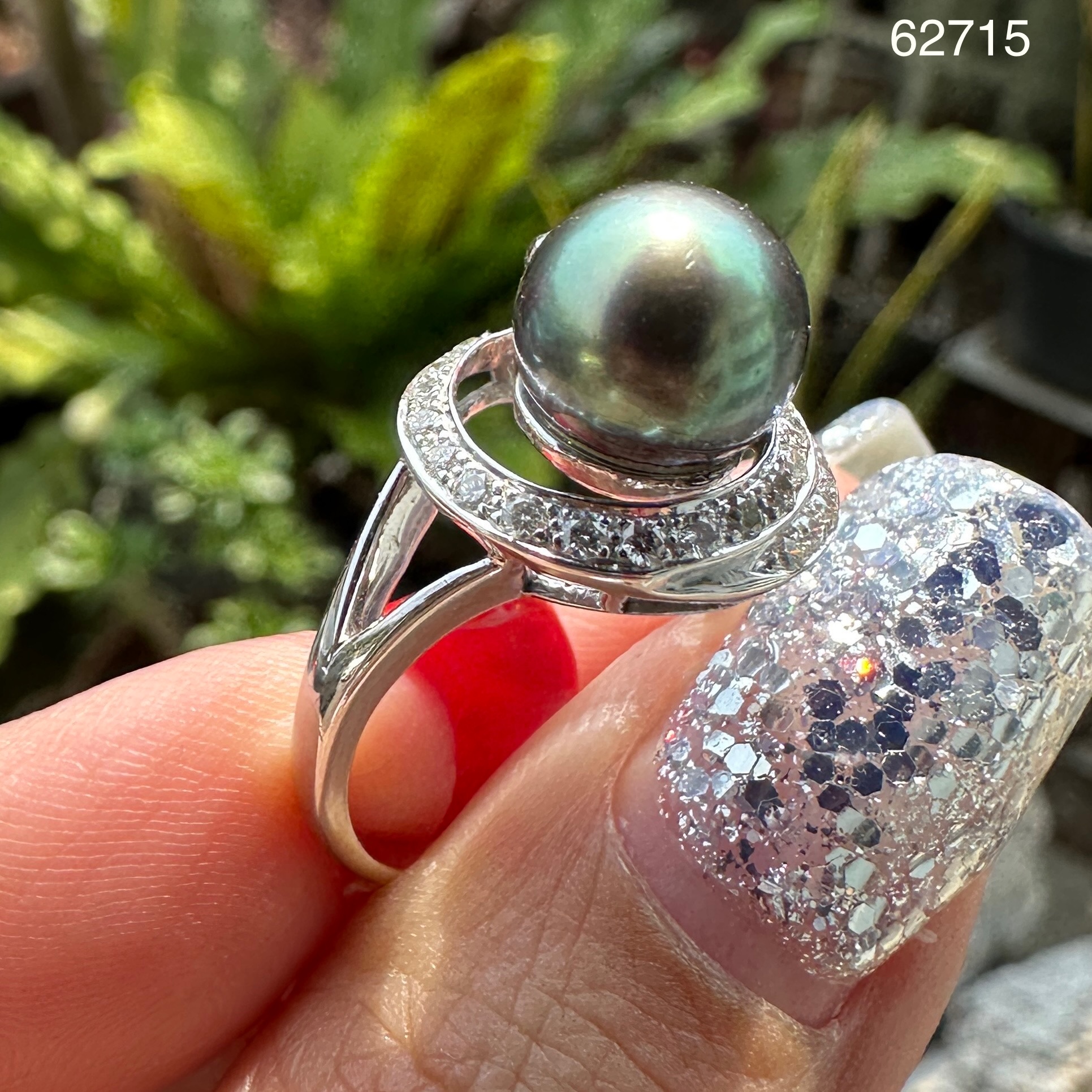 รหัส 62715 แหวน มุก South Sea สีเทา 9.23 มิล ล้อมเพชร 33 เม็ด 0.40 กะรัต ทองคำขาว18K ขนาด 54 นน. 5.79 g
