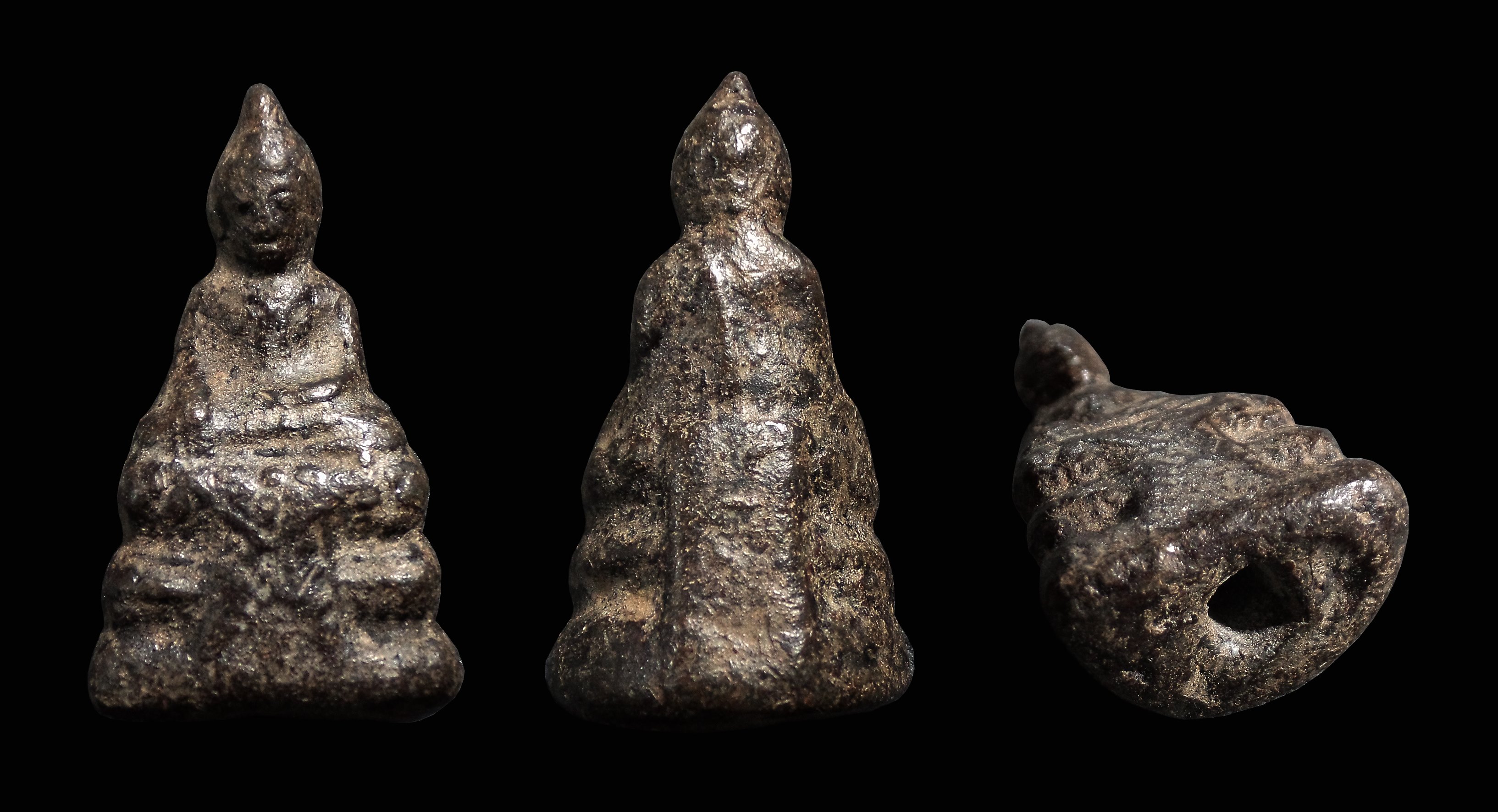 พระประธานใหญ่ เนื้อตะกั่วเก่า