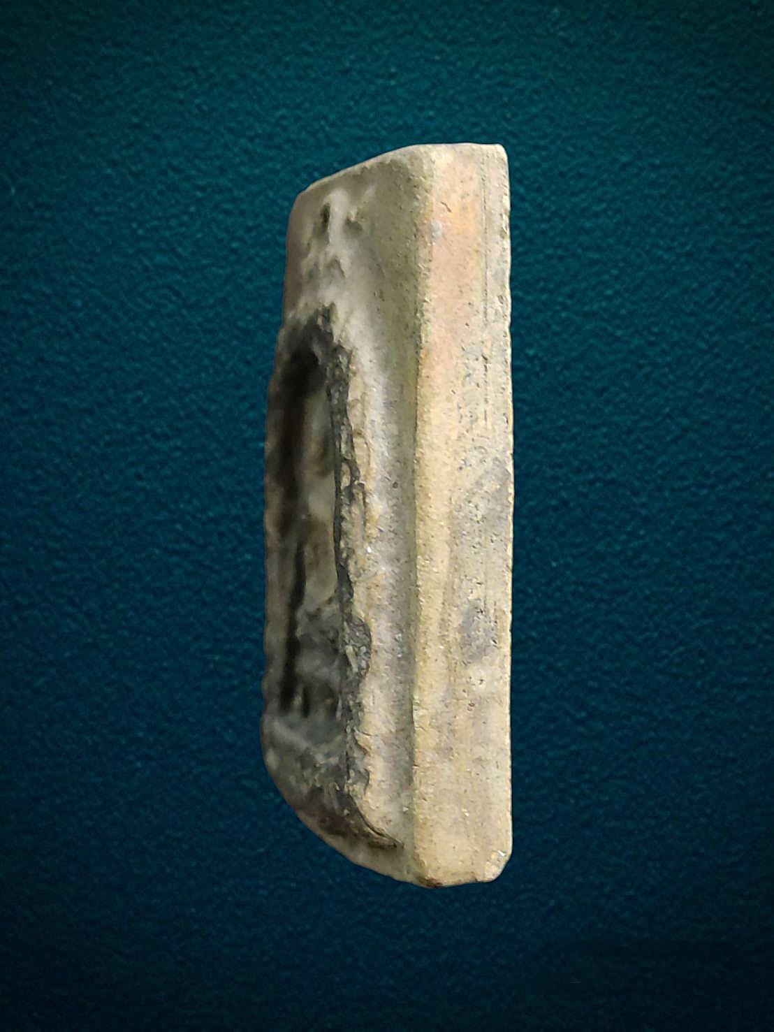 พระสมเด็จซุ้มระฆังเถาวัลย์ หลวงพ่อกวย วัดโฆสิตาราม ชัยนาท ปี 2515