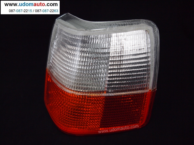 เสื้อไฟเลี้ยวมุม VOLVO 940 สีขาว-ส้ม