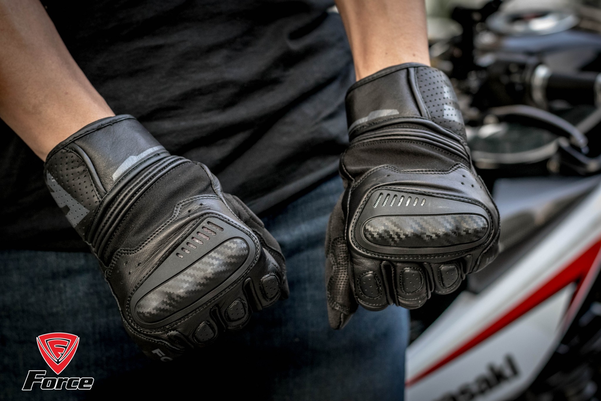 ถุงมือ Force รุ่น Alpine Gloves (Black)