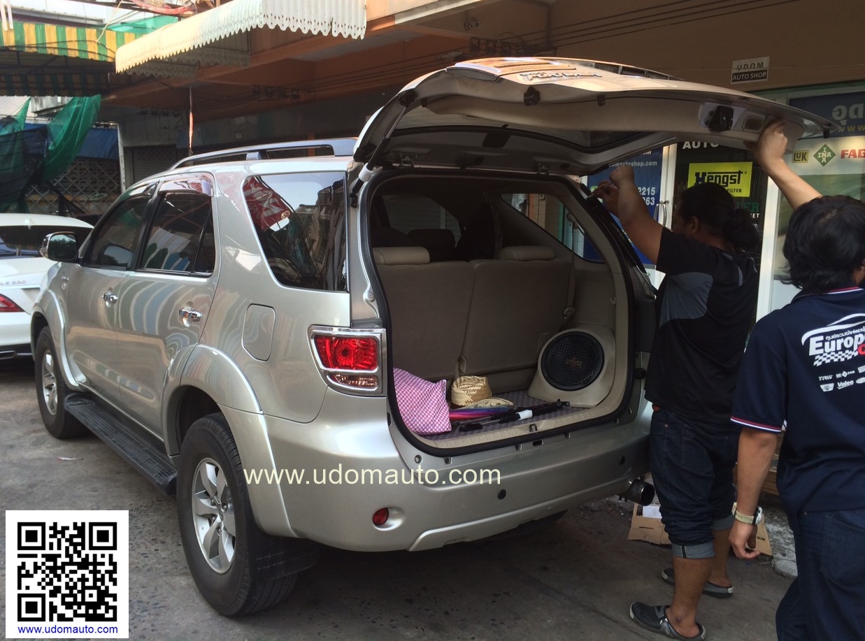 โช๊คอัพค้ำฝาท้าย(ฝากระโปรงหลัง) TOYOTA FORTUNER (ฟอจูนเนอร์) / 68950-0K070, 68960-0K070, APM