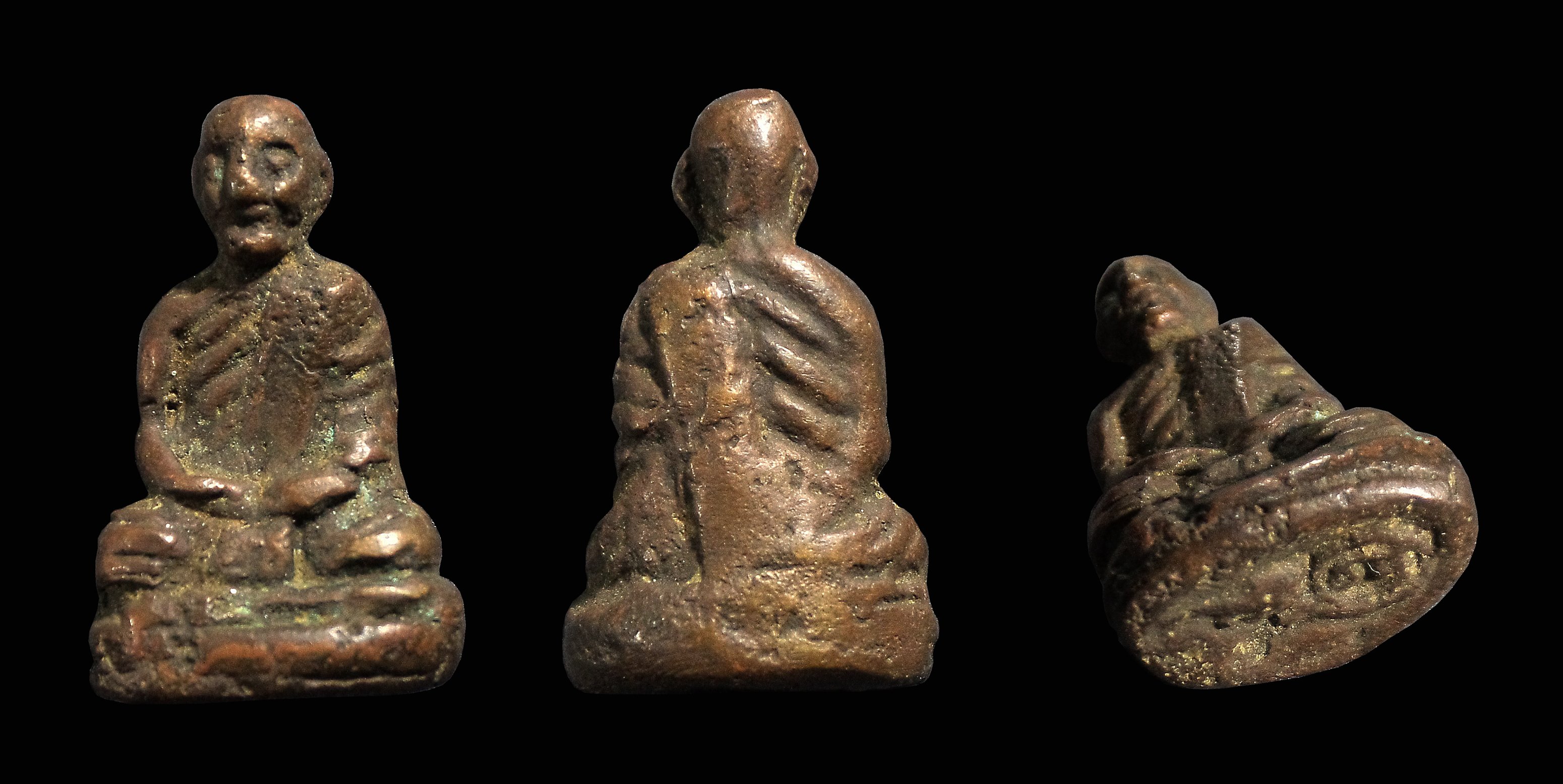 รูปหล่อโบราณ หลวงพ่อทรัพย์ วัดปลักแรด จ.พิษณุโลก