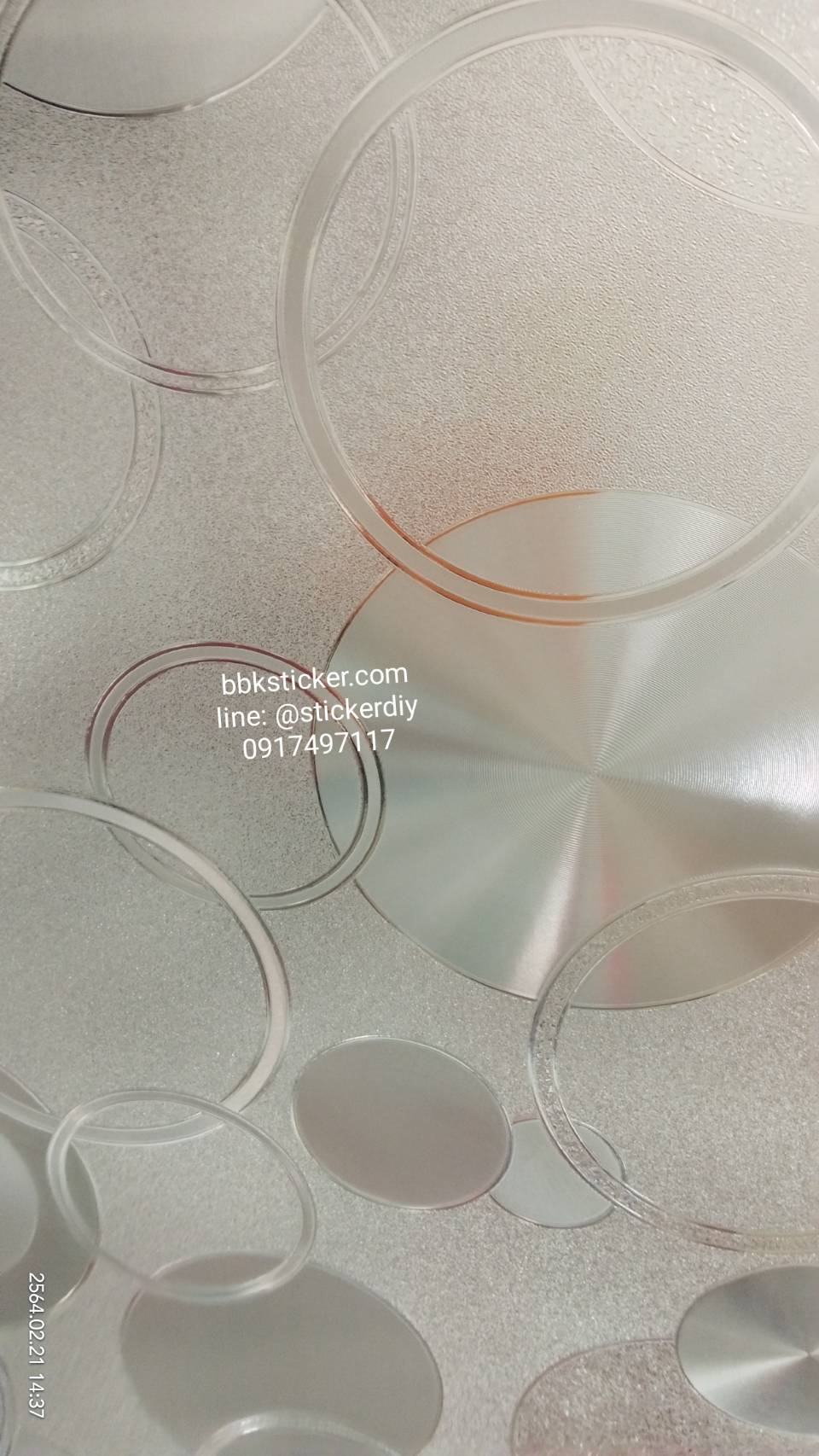ฟิล์ม PVC สูญญากาศติดกระจก "Geometric Circles" GS048 (หน้ากว้าง90cm.) เมตรละ 159 บาท